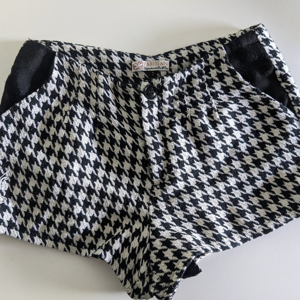 Vintage-ish Textured Houndstooth Shorts